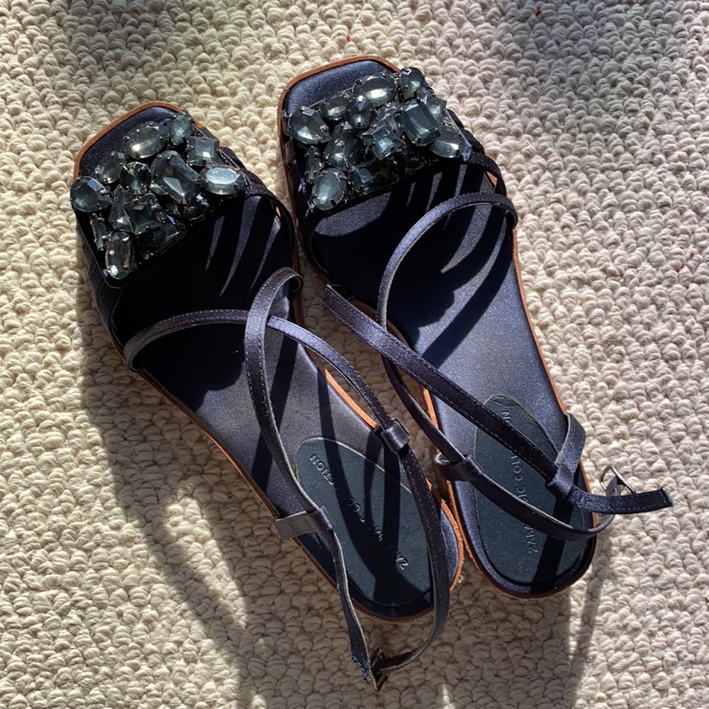 Zara navy flat sandals